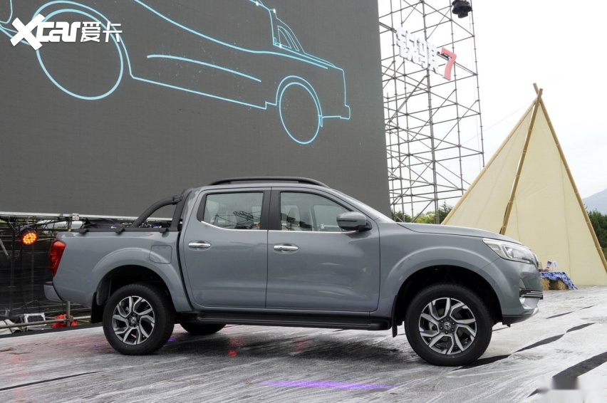 都能干？试驾郑州日产锐骐7冰球突破技巧乘用化皮卡啥(图6)